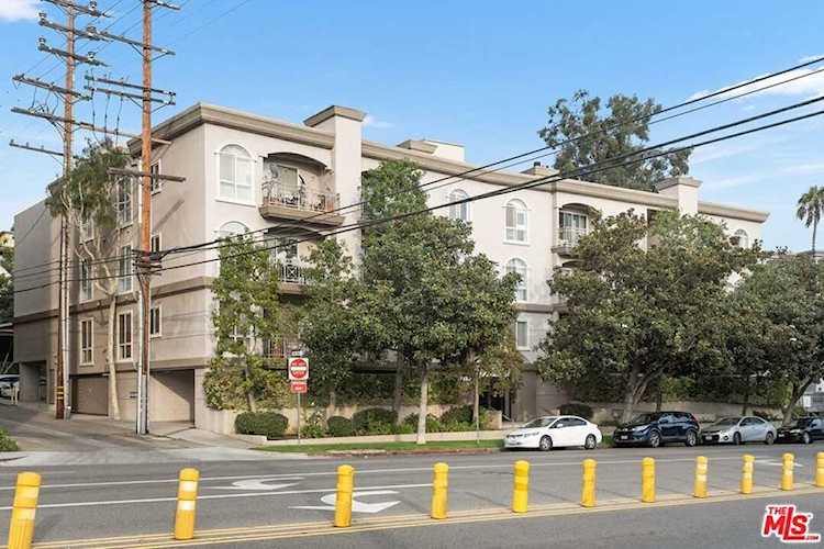 1820 S Beverly Glen Blvd #301 Los Angeles, CA 90025