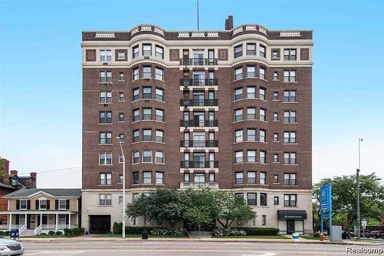 2900 E Jefferson Ave # 61-C8 Detroit, MI 48207