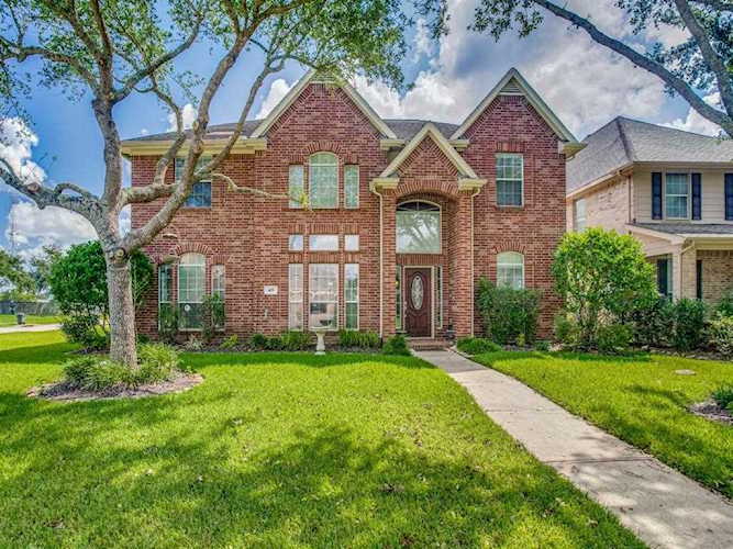 403 Willow Pointe Dr League City, TX 77573