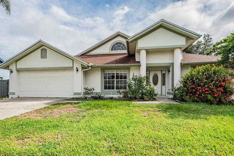 9214 Mill CIRCLE Tampa, FL 33647