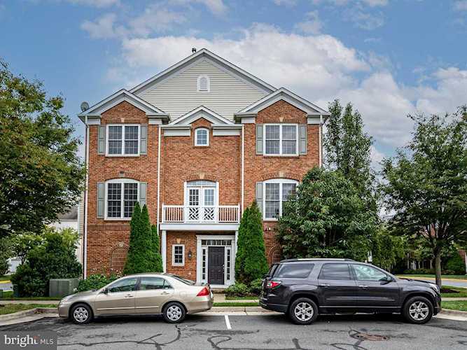 2501 Bronze Stone Place Herndon, VA 20171 | MLS® VAFX2021408 Photo 1