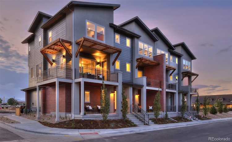 7864 W 43rd Place Wheat Ridge, CO 80033