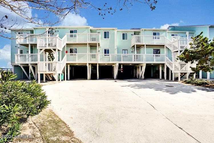 1703 Sand Dollar Court Kure Beach, NC 28449