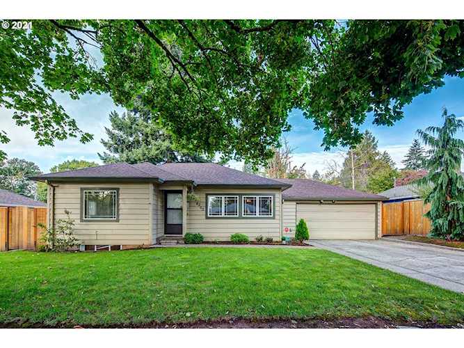 4063 SE 113th Ave Portland, OR 97266