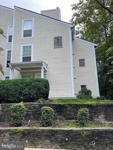 12199 Cardamom Dr #12199 Woodbridge, VA 22192 | MLS® VAPW2000473 Photo 1