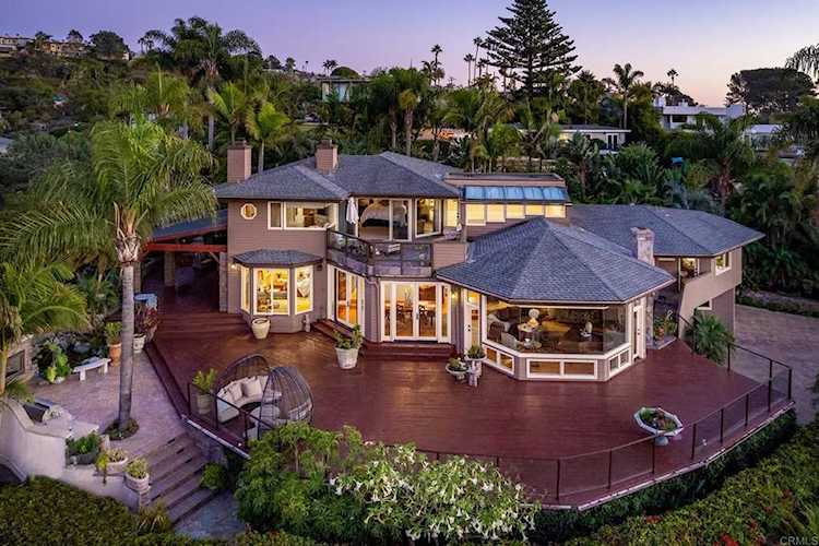 368 Holmwood Ln Solana Beach, CA 92075