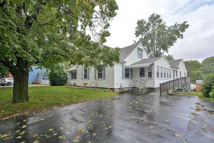 4 Amherst St Grafton, MA 01536