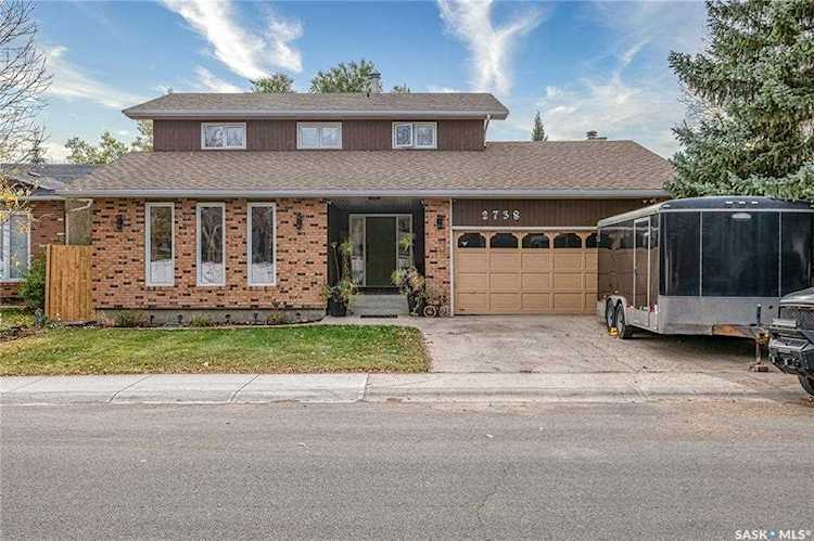 2738 Kliman Crescent Regina, SK S4V 0M2