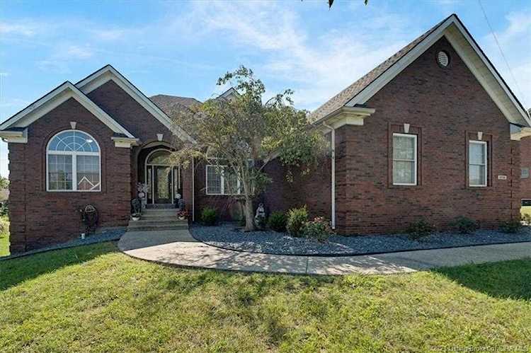 12106 Greenbriar Blvd Sellersburg, IN 47172