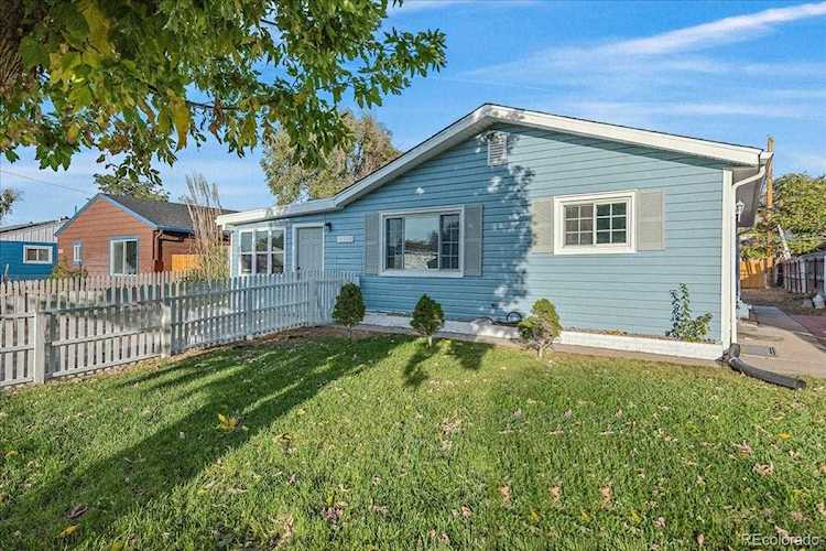 6530 Niagara St Commerce City, CO 80022