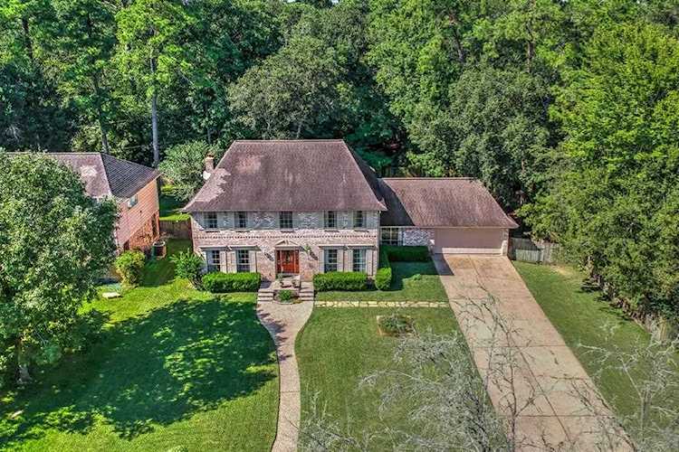 1006 Tigris Ln Houston, TX 77090