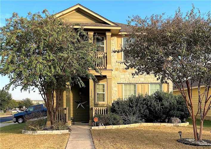 18921 Salt River Bay DR Pflugerville, TX 78660