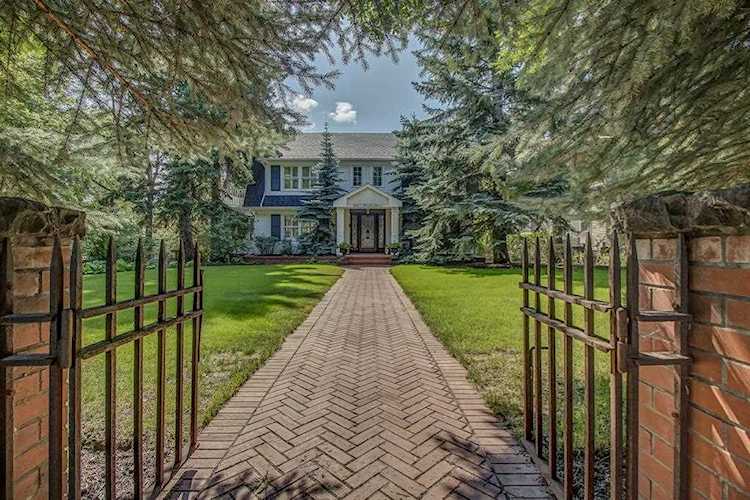 1201 Prospect Ave SW Calgary, AB T2T 0X4