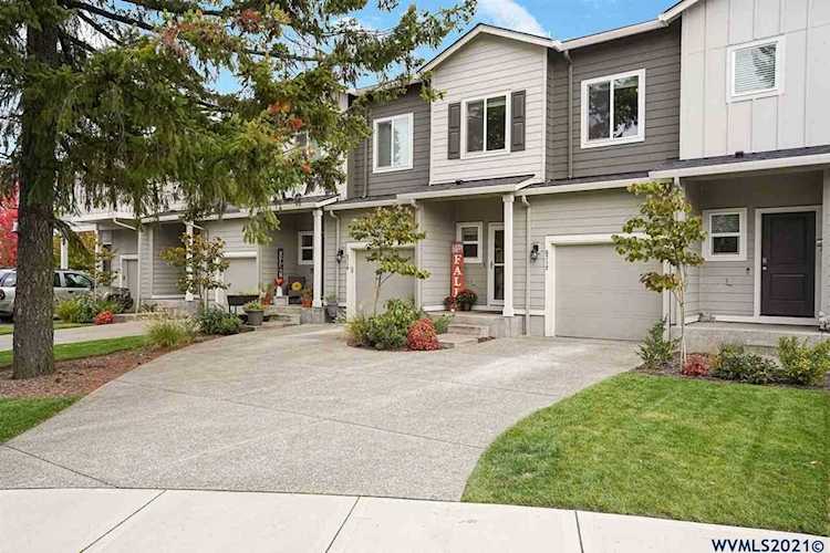 5712 Joynak St Salem, OR 97306-3201