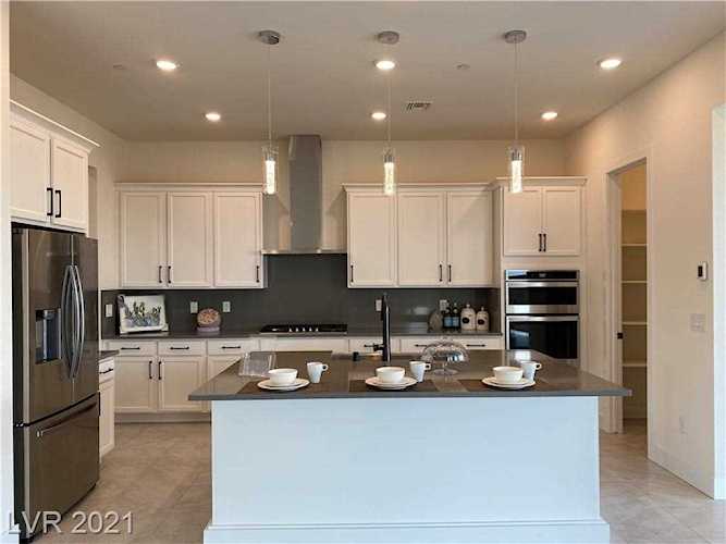 12184 Harris Summit Ave Las Vegas, NV 89138