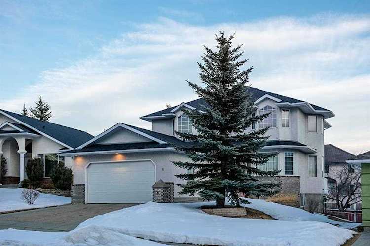6 Arbour Estates View NW Calgary, AB T3G 4E2