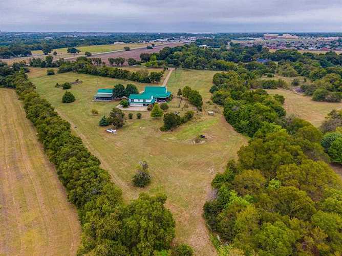 1025 Allen Road Red Oak, TX 75154