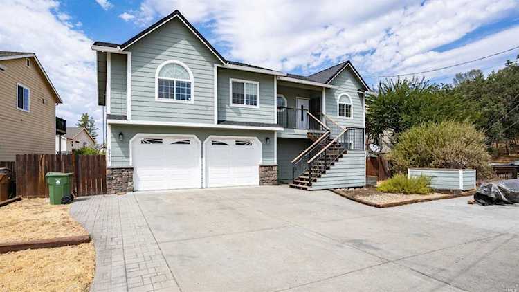 19966 S Mountain Meadow Hidden Valley Lake, CA 95467