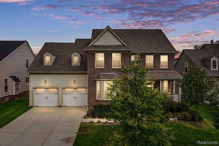 454 Prospect Hill St Canton Twp, MI 48188