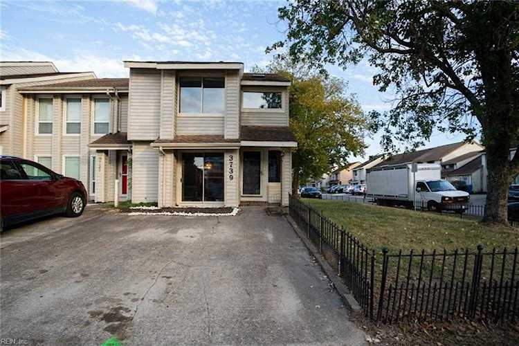 3739 Chimney Creek Dr Virginia Beach, VA 23462