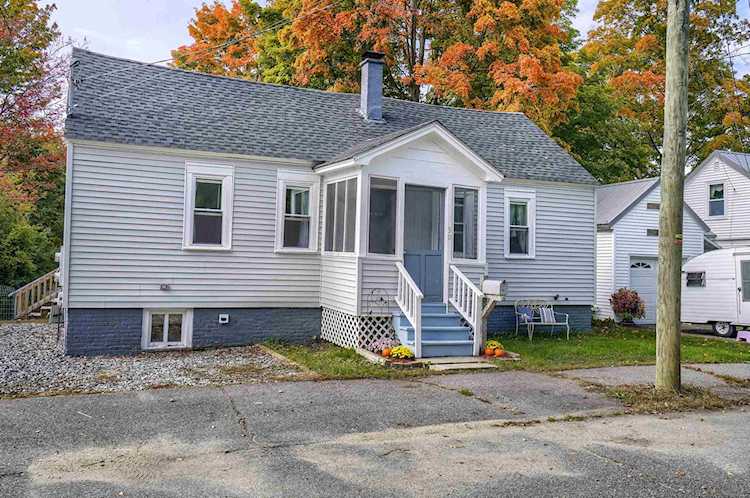 30 Isabella St Laconia, NH 03246