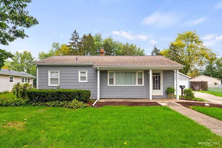 1372 Howell Place Montgomery, IL 60538
