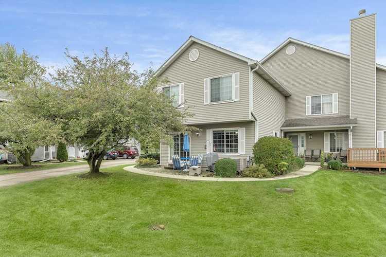 1806 Bridle Post Dr #1806 Aurora, IL 60506