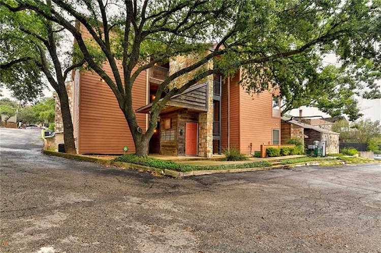 6903 Deatonhill DR #2 Austin, TX 78745