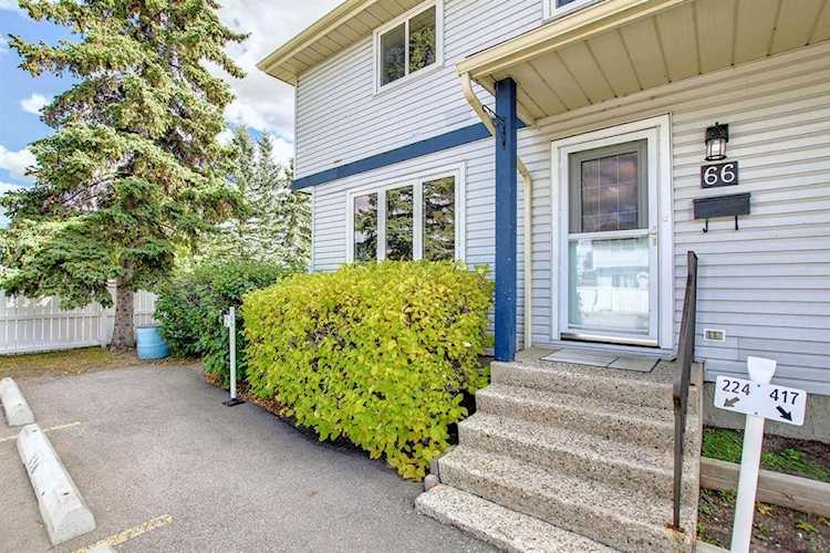66 Falconer Terrace NE Calgary, AB T3J 1W4