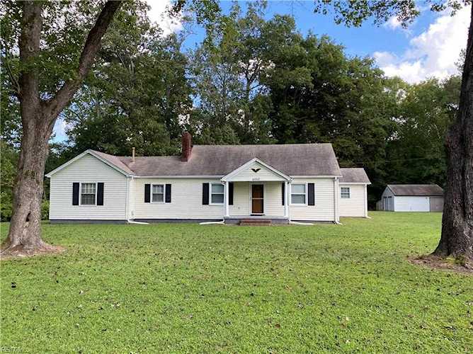 4660 Shoulders Hill Rd Suffolk, VA 23435
