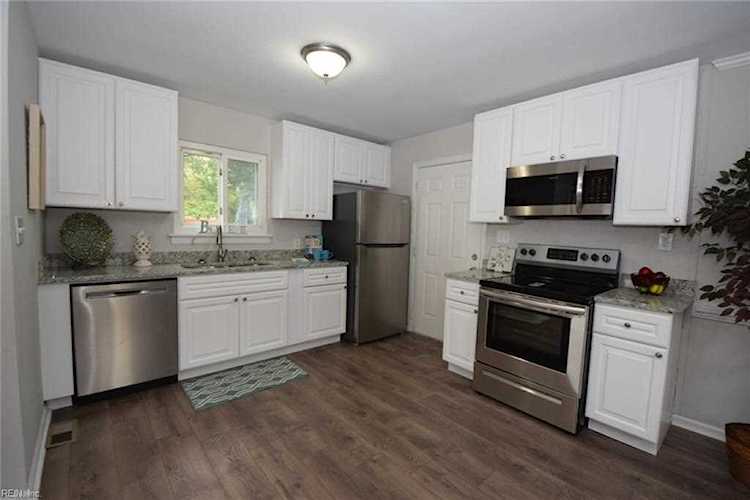 904 N Mallory St Hampton, VA 23663