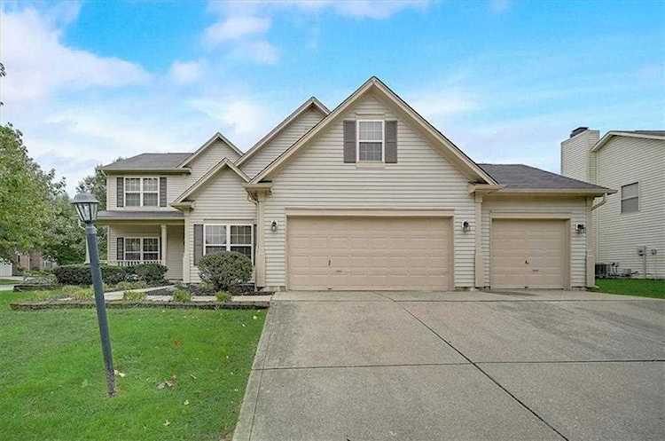 5289 E Breakers Way Carmel, IN 46033