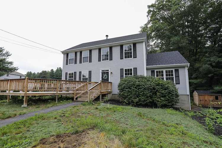 882 Brent St Manchester, NH 03103