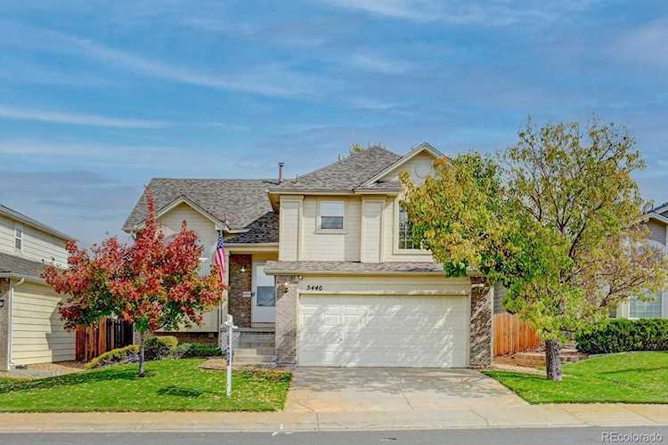 5440 S Versailles Way Aurora, CO 80015
