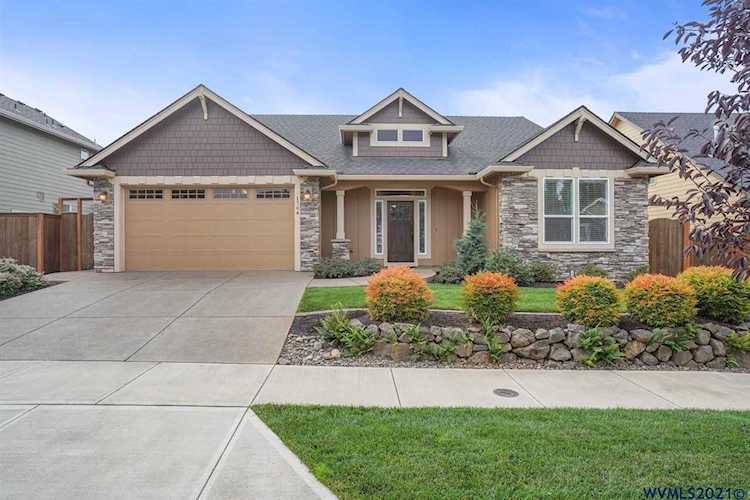 1704 Watson Butte Ave Salem, OR 97306
