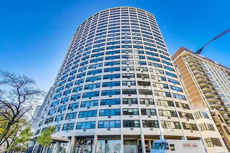 1150 N Lake Shore Dr #2D Chicago, IL 60611