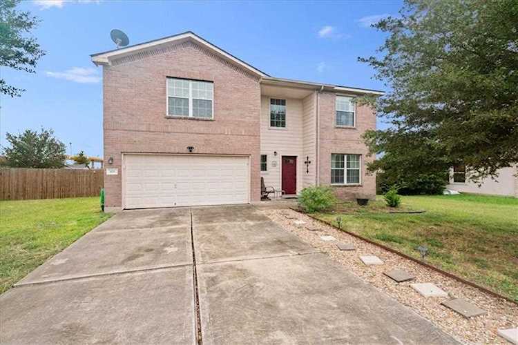 103 Sylvan ST Hutto, TX 78634