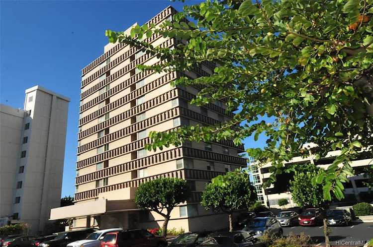 1099 Ala Napunani Street #1104 Honolulu, HI 96818