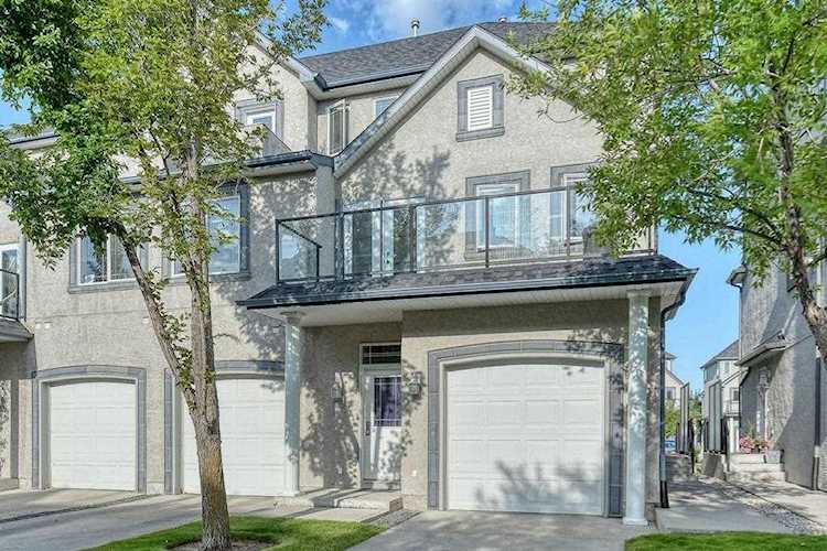 35 Simcoe Place SW Calgary, AB T3H 4T9