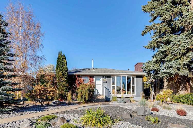 6612 89 Avenue Edmonton, AB T6B 0G7