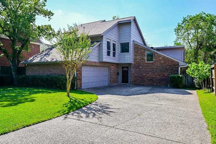 538 S 2nd St Bellaire, TX 77401