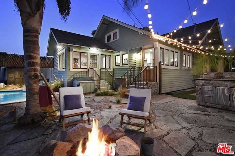 2122 W 29th St Los Angeles, CA 90018