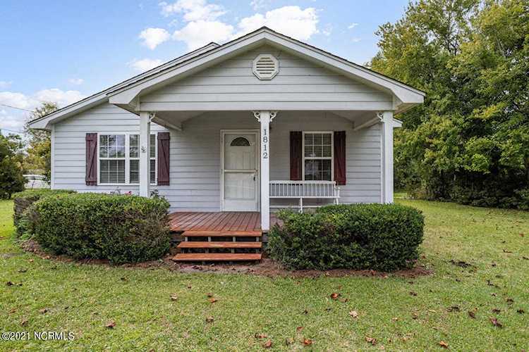 1812 Watts Landing Road Hampstead, NC 28443
