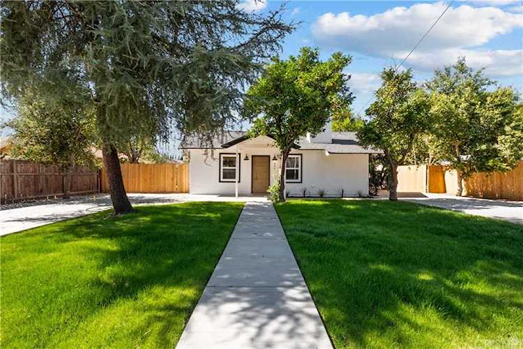 9403 Noble Ave North Hills, CA 91343