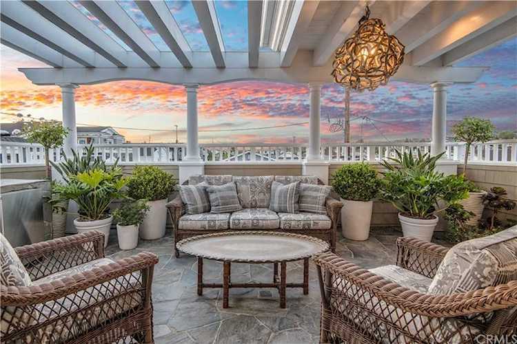 417 2nd St Manhattan Beach, CA 90266