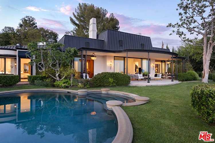 1010 N Hillcrest Rd Beverly Hills, CA 90210