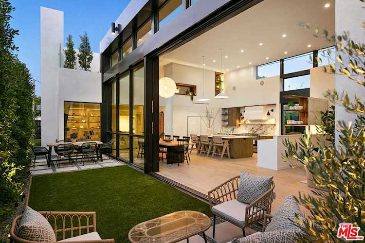 8617 Higuera St Culver City, CA 90232