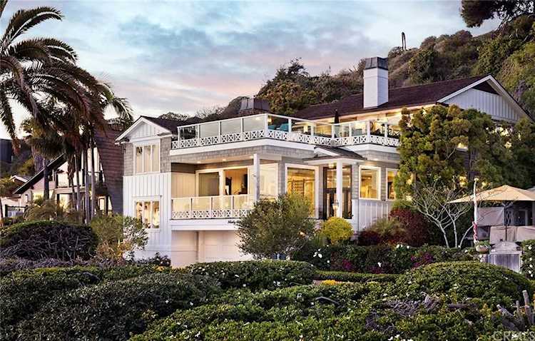 3200 Breakers Dr Corona Del Mar, CA 92625