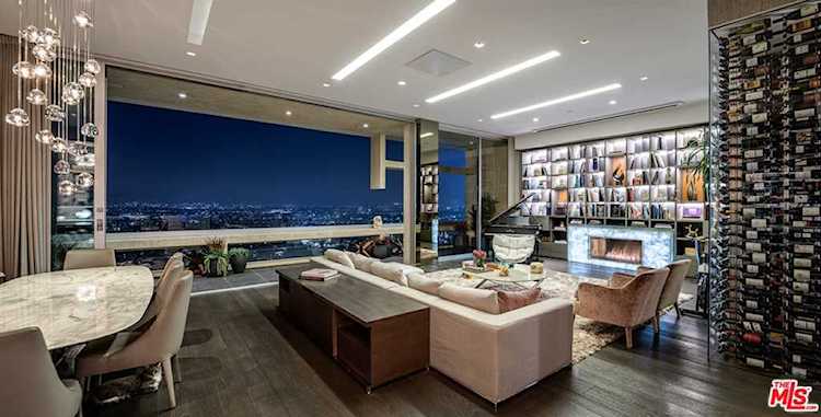 2222 Avenue of The Stars #2803 Los Angeles, CA 90067