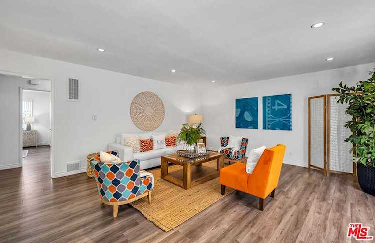 933 11th St #15 Santa Monica, CA 90403